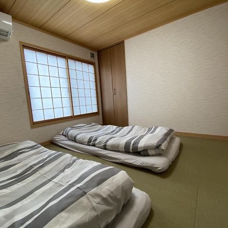 Wutong-40 Minutes Direct To Kansai Airport And 5 Minute Walk To Jr Or Subway Or Nankai Line And 1 Minute To Tsutenkaku The Landmark Of Osaka And Many Japanese Bistros Nearby Exteriör bild