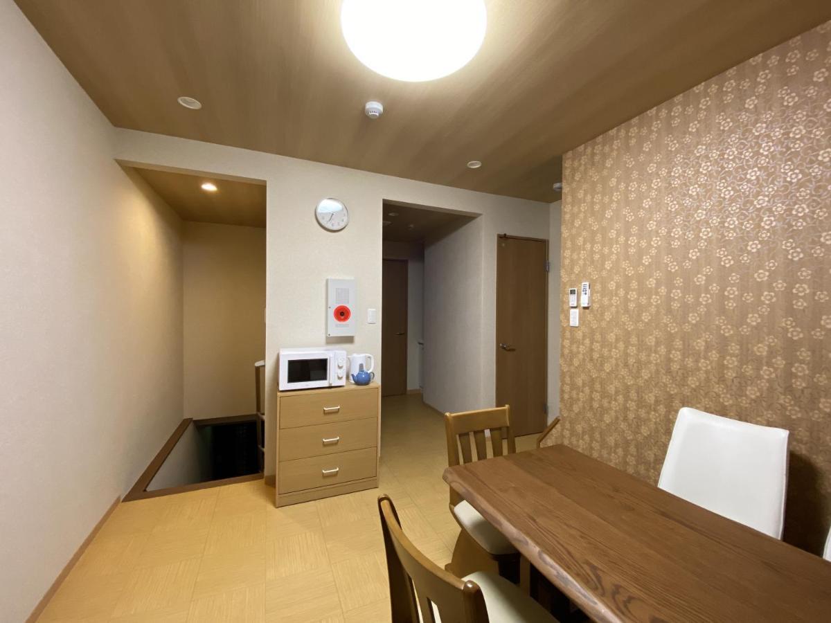 Wutong-40 Minutes Direct To Kansai Airport And 5 Minute Walk To Jr Or Subway Or Nankai Line And 1 Minute To Tsutenkaku The Landmark Of Osaka And Many Japanese Bistros Nearby Exteriör bild