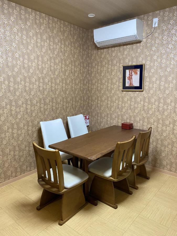 Wutong-40 Minutes Direct To Kansai Airport And 5 Minute Walk To Jr Or Subway Or Nankai Line And 1 Minute To Tsutenkaku The Landmark Of Osaka And Many Japanese Bistros Nearby Exteriör bild