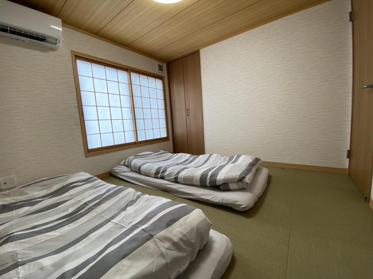 Wutong-40 Minutes Direct To Kansai Airport And 5 Minute Walk To Jr Or Subway Or Nankai Line And 1 Minute To Tsutenkaku The Landmark Of Osaka And Many Japanese Bistros Nearby Exteriör bild