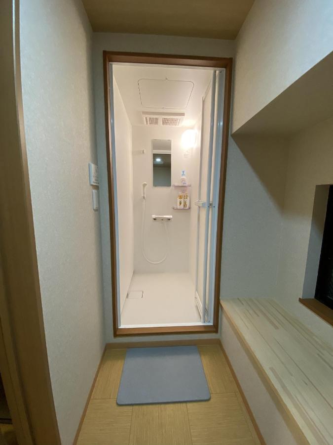 Wutong-40 Minutes Direct To Kansai Airport And 5 Minute Walk To Jr Or Subway Or Nankai Line And 1 Minute To Tsutenkaku The Landmark Of Osaka And Many Japanese Bistros Nearby Exteriör bild