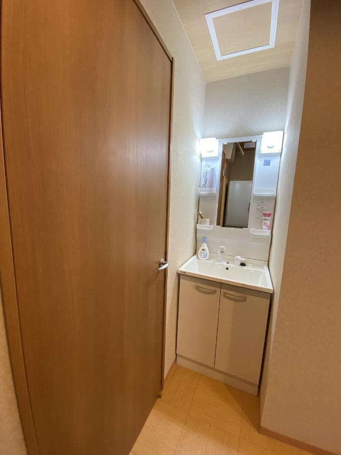 Wutong-40 Minutes Direct To Kansai Airport And 5 Minute Walk To Jr Or Subway Or Nankai Line And 1 Minute To Tsutenkaku The Landmark Of Osaka And Many Japanese Bistros Nearby Exteriör bild