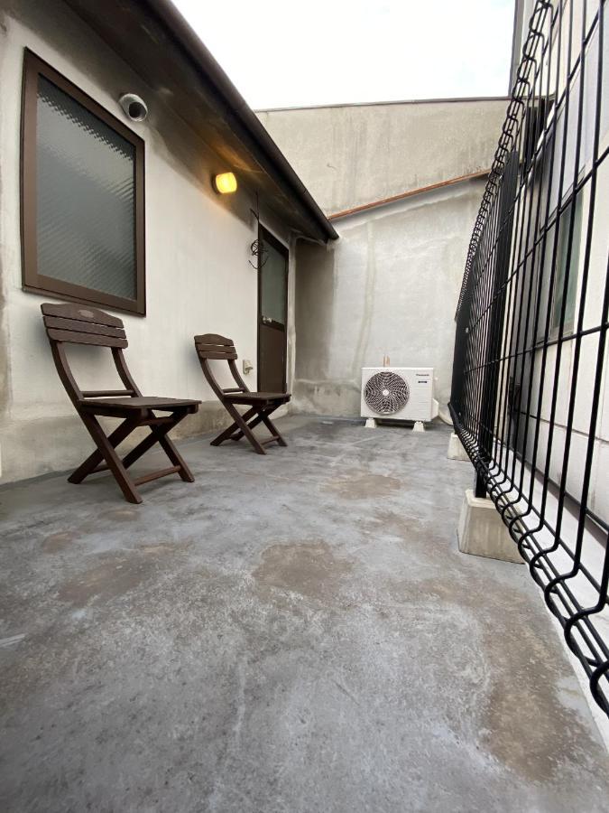 Wutong-40 Minutes Direct To Kansai Airport And 5 Minute Walk To Jr Or Subway Or Nankai Line And 1 Minute To Tsutenkaku The Landmark Of Osaka And Many Japanese Bistros Nearby Exteriör bild